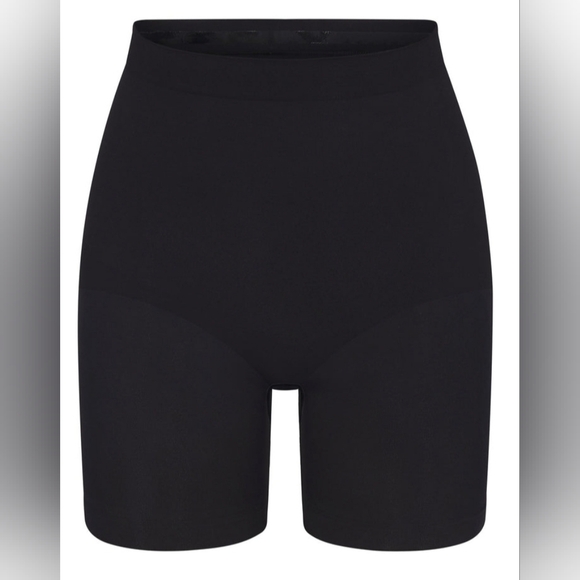SKIMS Other - 💕NEW SKIMS Seamless Sculpt Mid Rise Waist Thigh BBL Shaping Shorts Black ONYX L